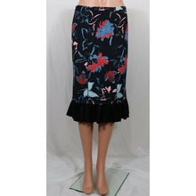 Load image into Gallery viewer, Suno Floral Pleated Black Skirt 2