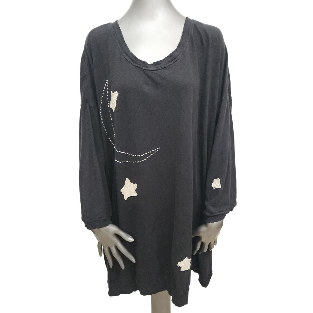 MAGNOLIA PEARL Oversized Tunic Top Shirt Black Moon Stars Applique Boho OS