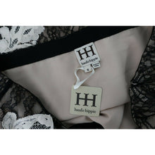 Load image into Gallery viewer, Haute Hippie Black &amp; Swan Lace Mini Skirt 8

